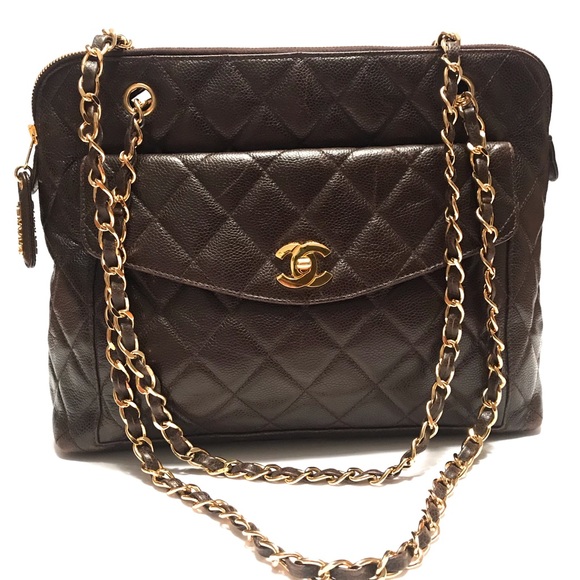 CHANEL Handbags - Vintage Chanel Shoulder Bag